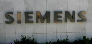 Υπόθεση Siemens: Την ενοχή 22 κατηγορουμένων πρότεινε η Εισαγγελέας - Ανάμεσά τους και ο Χριστοφοράκος