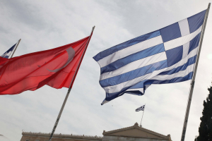 Η Αθήνα απαντά στις τουρκικές προκλήσεις: «Η συνεχής ισχυροποίηση της Ελλάδας στεναχωρεί τον κ. Ερντογάν»