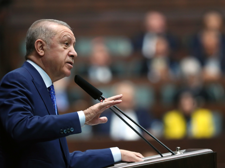 Ο Ερντογάν προχωρά σε μηνύσεις μετά την «αποκάλυψη» σχεδίου απόδρασής του στο εξωτερικό