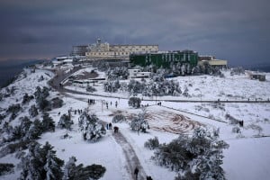 Πενήντα χρόνια μετά : Το καζίνο της Πάρνηθας κατεβαίνει από το βουνό στο Μαρούσι – σε λειτουργία το 2021