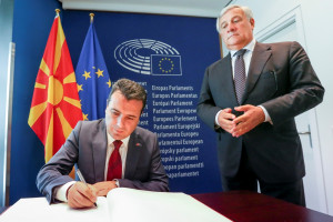 Ανυποχώρητος ο Ζάεφ: «Είμαι Μακεδόνας, μιλώ μακεδονικά, είναι δικαίωμά μου»