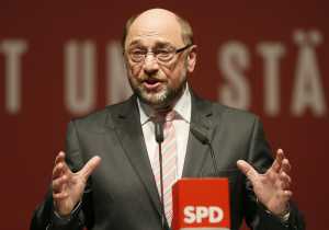 Γερμανία: Ο Σουλτς δίνει «φτερά» στο SPD