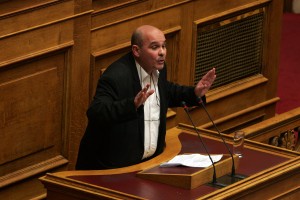 Βουλευτής ΣΥΡΙΖΑ κατά υιοθεσίας από ομοφυλόφιλους: &quot;Ως γιατρό και πολιτικό με βρίσκει αντίθετο&quot;