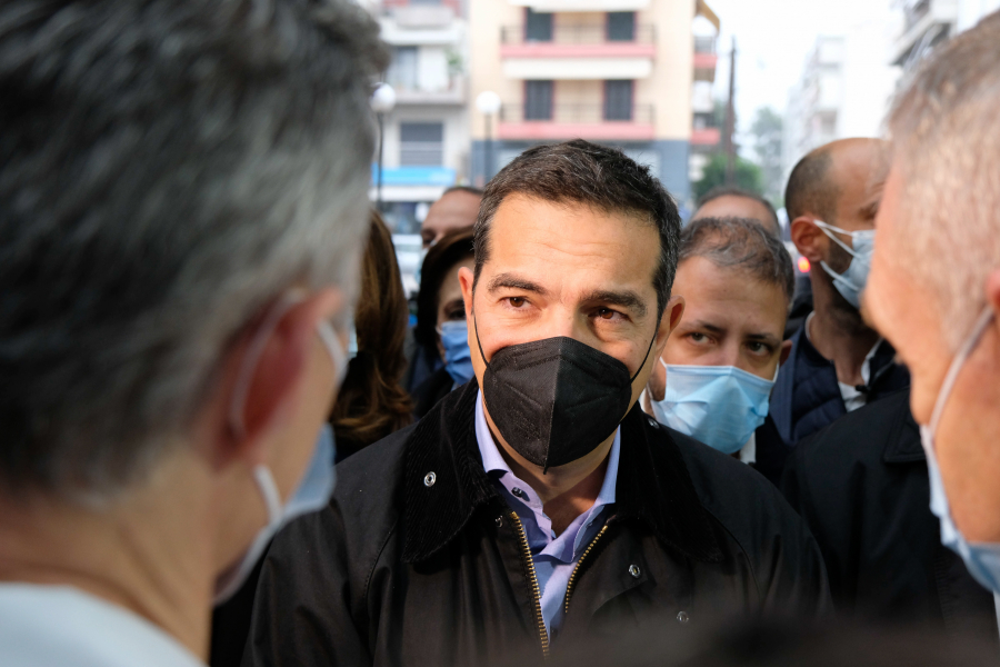 ΣΥΡΙΖΑ για νέα μέτρα: «Αποτυχημένος Πρωθυπουργός περιορισμένης ευθύνης»