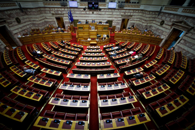 Εργασιακό νομοσχέδιο: Ξεκινά η «μητέρα των μαχών» στην Ολομέλεια της Βουλής