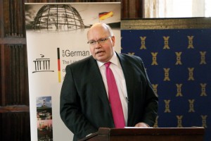 Γερμανία: «Θα φροντίσουμε να συνεχιστεί το επιτυχημένο έργο του Βόλφγκανγκ Σόιμπλε»