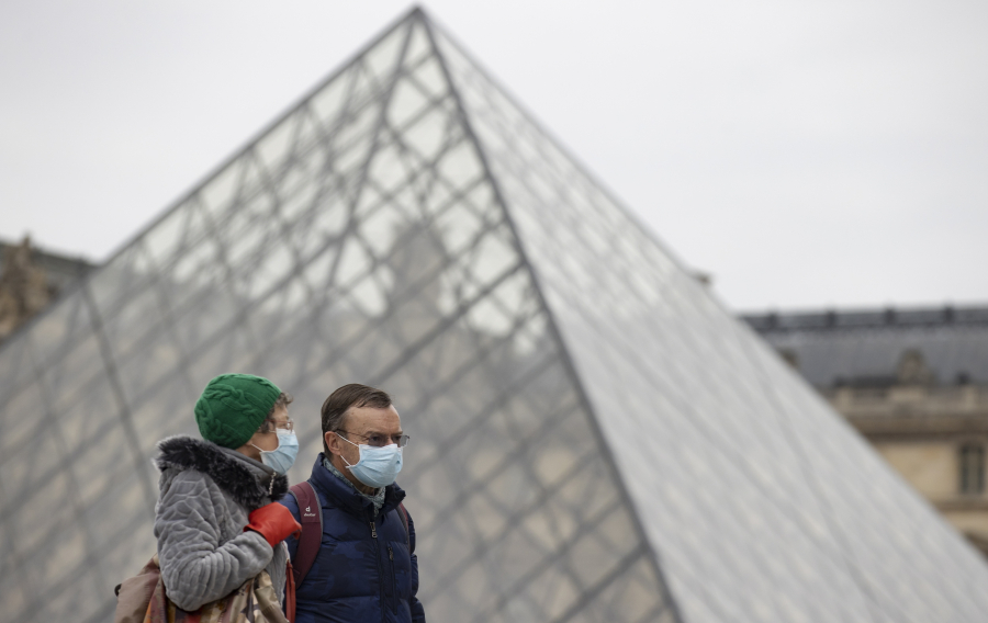 Γαλλία: Πάνω από 200.000 τα κρούσματα και πάλι - Υποχρεωτική η μάσκα σε Παρίσι και Λιόν