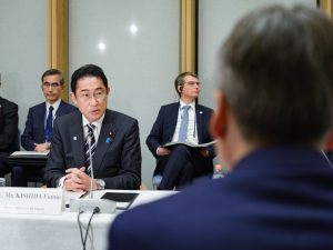 Ο πρωθυπουργός της Ιαπωνίας επισκέφθηκε εκτάκτως το Κίεβο, ο αντίκτυπος των επισκέψεων Σι - Κισίντα στην Ασία
