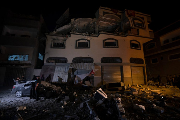 Το Ισραήλ απάντησε (ξανά) με βόμβες - Στις φλόγες η Γάζα - 5 νεκροί