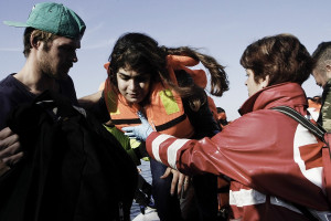 Κίνδυνος για παύση της καταπολέμησης των δικτύων διακινητών στη Μεσόγειο
