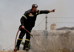 Φωτιά στη Μυτιλήνη έκαψε 10 στρέμματα ελαιοκαλλιεργειών