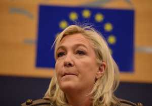 Το Ευρωκοινοβούλιο εξετάζει την άρση ασυλίας της Μαρίν Λεπέν