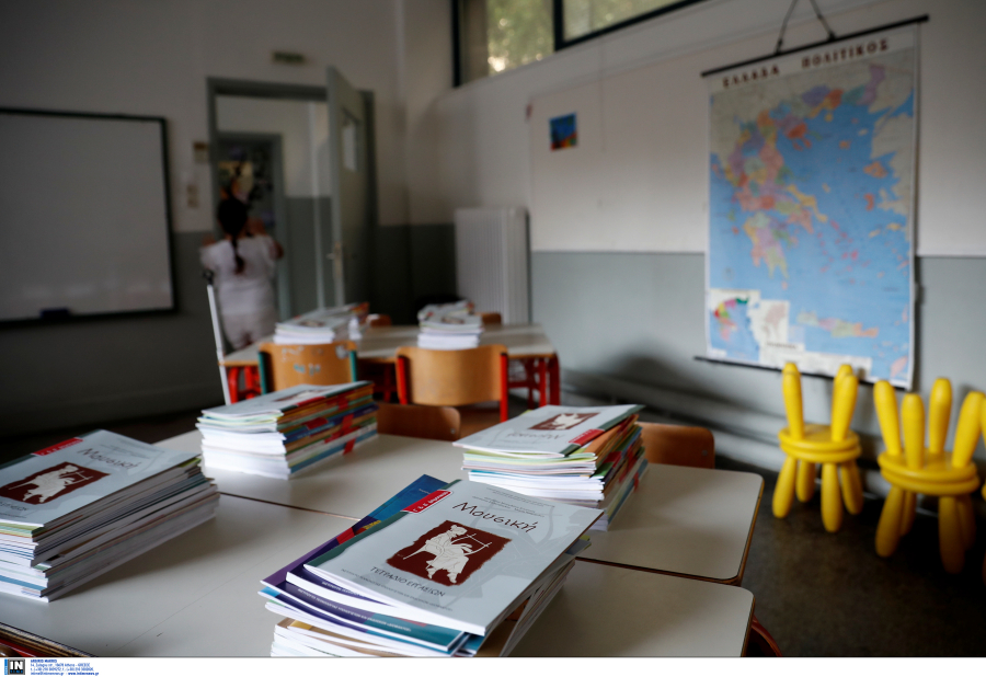 Σχολεία: Εισηγήσεις για παράταση των διακοπών των μαθητών, επιστροφή με rapid test