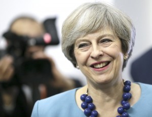 Βρετανία: Συνεχίζουν το δημοσκοπικό «ράλι» οι Συντηρητικοί της Μέι
