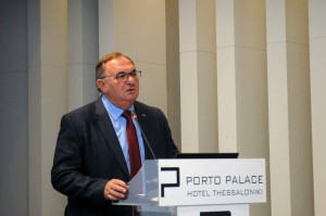 Καλογερόπουλος: To κεντρικό κράτος να μην φοβάται τους δήμαρχους