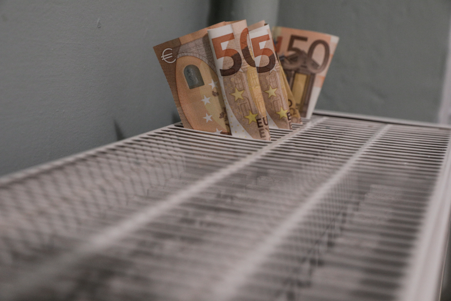 Επίδομα 250 ευρώ: Η Μιχαηλίδου «αποκάλυψε» πότε πληρώνεται η επιταγή ακρίβειας