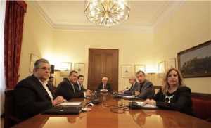 Σύσκεψη πολιτικών αρχηγών ζήτησε «άρον άρον» ο Τσίπρας