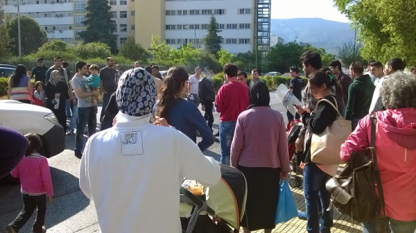 Διαμαρτυρία προσφύγων στην Κατεχάκη - Κλειστή η μία λωρίδα κυκλοφορίας