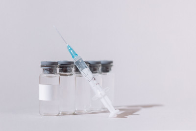 Κορονοϊός: Χάκερς «χτυπούν» εταιρείες που σχετίζονται με τη μεταφορά εμβολίων των Pfizer/BioNTech