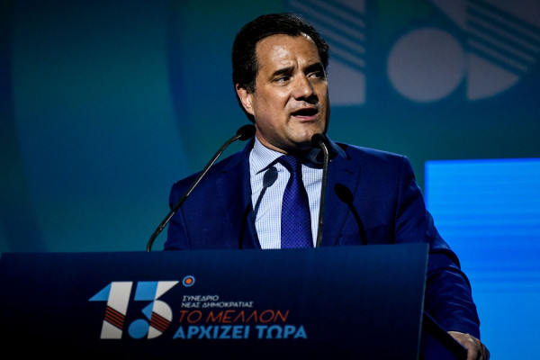 Ο Γεωργιάδης βάζει στο τραπέζι πρόταση για flat tax 15%