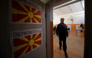 Βόρεια Μακεδονία: Συνεχίζει να προηγείται ο Στέβο Πεντάροφσκι στις προεδρικές εκλογές