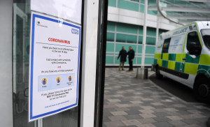 Τσουνάμι σοβαρά ασθενών του κορονοϊού συρρέουν στα νοσοκομεία της Μ. Βρετανίας