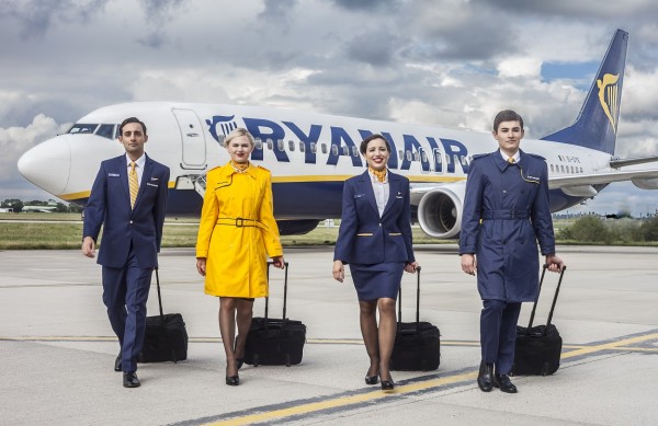 Ryanair: Ημέρες καριέρας σε Αθήνα και Θεσσαλονίκη - Θέσεις εργασίας στην Ελλάδα