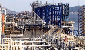 Υπ. Σκριπάλ: H Βρετανία αποκόβει τις γέφυρες φυσικού αερίου με Ρωσία