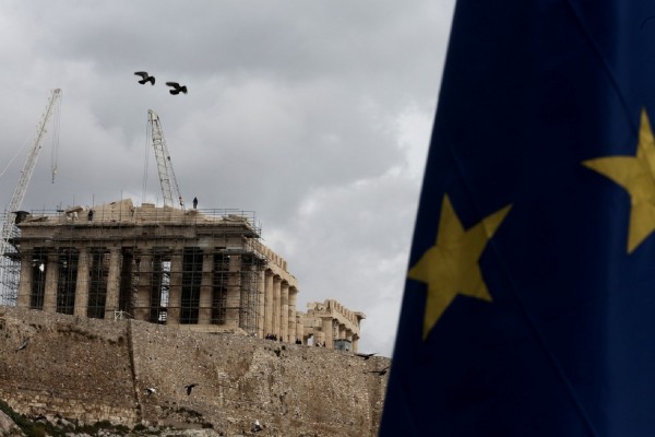 FAZ: Θρίαμβος η επιστροφή της Ελλάδας στις αγορές
