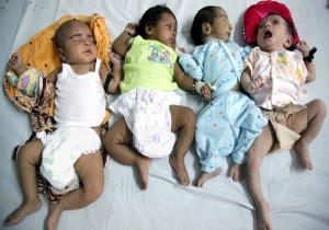 UNICEF: 15.000 παιδιά πεθαίνουν από ασθένειες που μπορούν να προληφθούν
