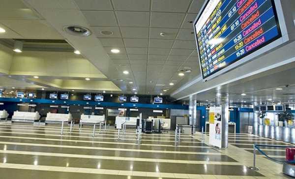 Έκτακτα μέτρα στα αεροδρόμια της χώρας για τον Εμπολα 