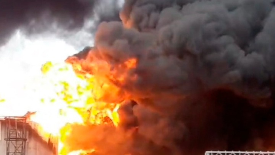 ΗΠΑ: Έκρηξη βυτιοφόρου καυσίμων σε γέφυρα, ένας νεκρός