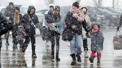 Αυξάνονται οι προσφυγικές ροές από Ουκρανία: 281 ανήλικα έφτασαν στην Ελλάδα μόνο μέσα σε 24 ώρες