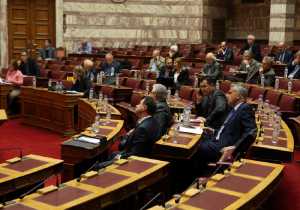 Διακομματικό μέτωπο για την προστασία των ελληνικών αλκοολούχων ποτών