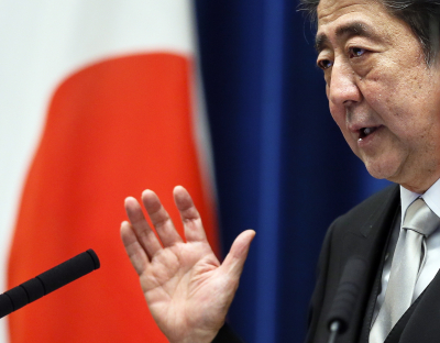 Ο Ιάπωνας πρωθυπουργός «δεν βρίσκει τις λέξεις» μετά τη δολοφονία του Σίνζο Άμπε
