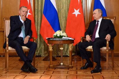 Επικοινωνία Ερντογάν - Πούτιν για το μακελειό στη Μόσχα: «Η επίθεση κατέδειξε την ανάγκη για ειρηνικό τερματισμό των κρίσεων στην περιοχή»