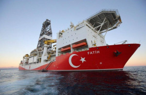 ΕΕ: Παράνομες οι γεωτρήσεις της Τουρκίας στην ΑΟΖ της Κύπρου