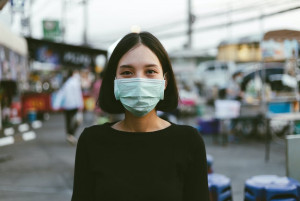 Παπαθανάσης: Πρέπει να μάθουμε να ζούμε με τη μάσκα, όπως μάθαμε με τη ζώνη ασφαλείας στο αυτοκίνητο