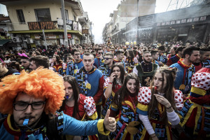 Κορονοϊός - Καρναβάλι Ξάνθης: Πιάστηκαν στον ύπνο οι διοργανωτές