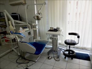 Κορονοϊός: Μόνο για τα επείγοντα περιστατικά ανοιχτά τα οδοντιατρεία