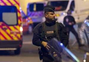 Γαλλία: Πάνω από 100.000 αστυνομικοί και στρατιώτες στους δρόμους ενόψει Πρωτοχρονιάς