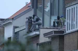 Βρυξέλλες: Τρεις αστυνομικοί τραυματίες σε επιχείρηση της αστυνομίας