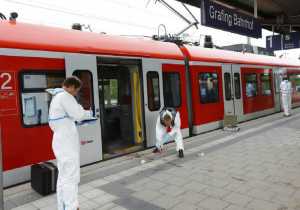 Γερμανία: Επίθεση άνδρα με μαχαίρι και τσεκούρι εναντίον επιβατών τρένου