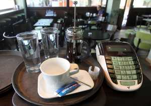 Τέλος στον ελληνικό καφέ βάζει ο νέος φόρος