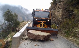 Ιωάννινα: Πτώσεις βράχων στο επαρχιακό οδικό δίκτυο