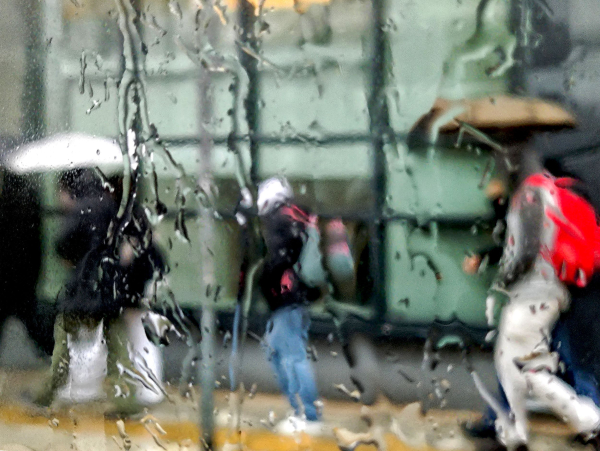 Κακοκαιρία: Συναγερμός της ΕΜΥ για έξι περιοχές - Ισχυρές βροχές και καταιγίδες