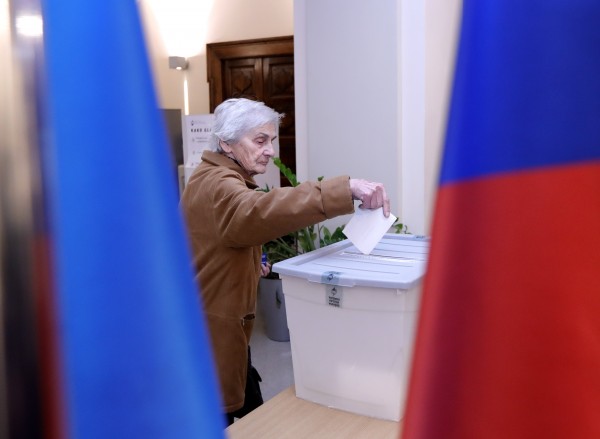 Σλοβενία: Σήμερα διεξάγεται ο δεύτερος γύρος των προεδρικών εκλογών