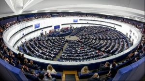 Ευρωκοινοβούλιο: Ανησυχία για διολίσθηση της δημοκρατίας σε Ελλάδα, Ισπανία και Μάλτα