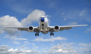 Κρήτη: Αγωνία στον αέρα - Αεροπλάνο δε μπορούσε να προσγειωθεί στο Ηράκλειο λόγω ανέμων