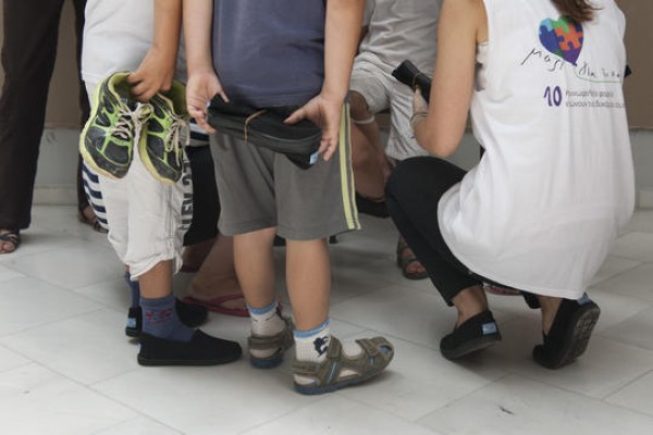 Δήμος Ιλίου: Δωρεάν παπούτσια για τα παιδιά των ωφελούμενων οικογενειών των προγραμμάτων Κοινωνικής Προστασίας